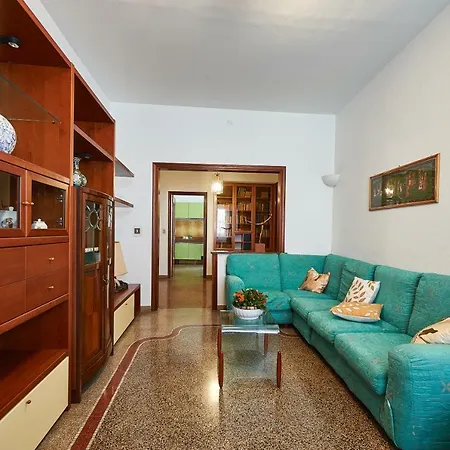 Palazzo Senatore Διαμέρισμα Αλμπένγκα